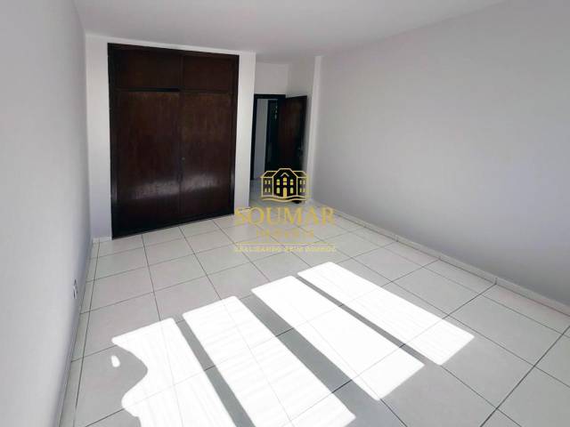 #581 - Apartamento para Venda em Santos - SP