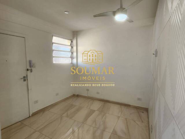 #596 - Apartamento para Locação em Santos - SP