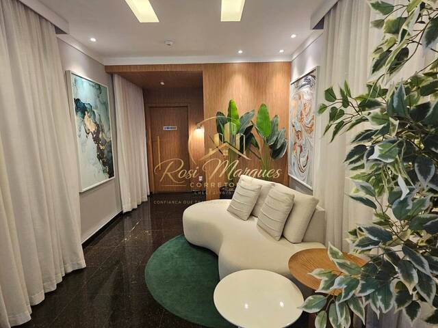 #609 - Apartamento para Venda em Santos - SP